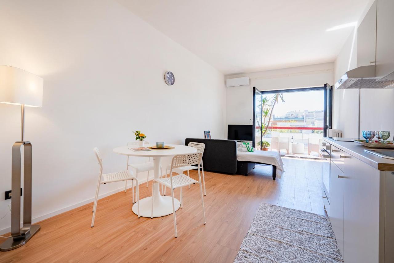 בארי Central & Elegant Loft - With Balcony מראה חיצוני תמונה
